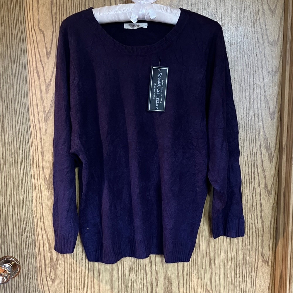 Women's Scoop Neck Sweater in Deep Purple